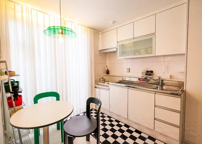 Amsa Stay, 강남역 코엑스몰 30분, 잠실 롯데월드 20분, Kspo Dome, 사전예약시 무료주차, 암사종합시장