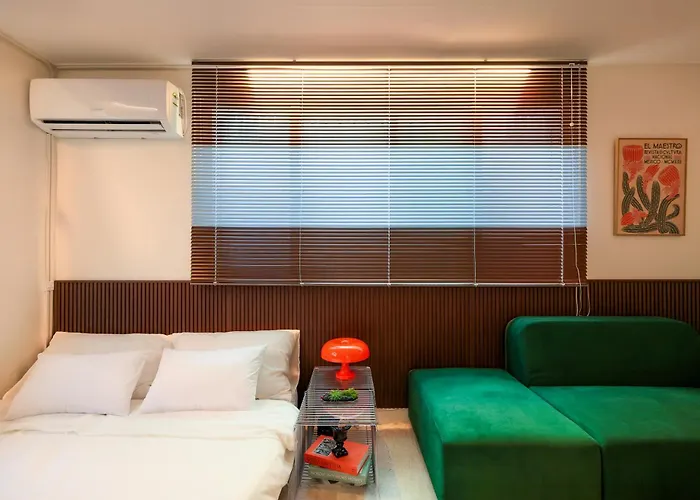 Amsa Stay, 강남역 코엑스몰 30분, 잠실 롯데월드 20분, Kspo Dome, 사전예약시 무료주차, 암사종합시장 *